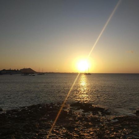 Sol Y Mar Apartment Corralejo Luaran gambar